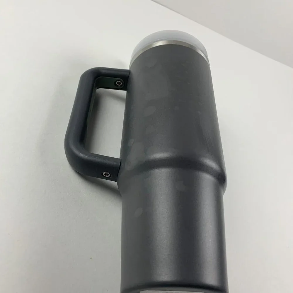 Stanley 10-10827-012 Quencher H2.0 Flow State Tumbler with‎ Lid and Straw 8304 - Picture 4 of 9